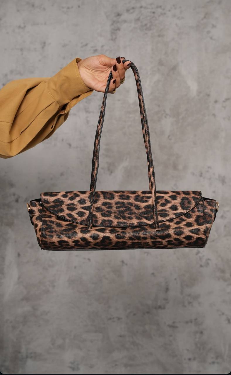 BORSA ELENA