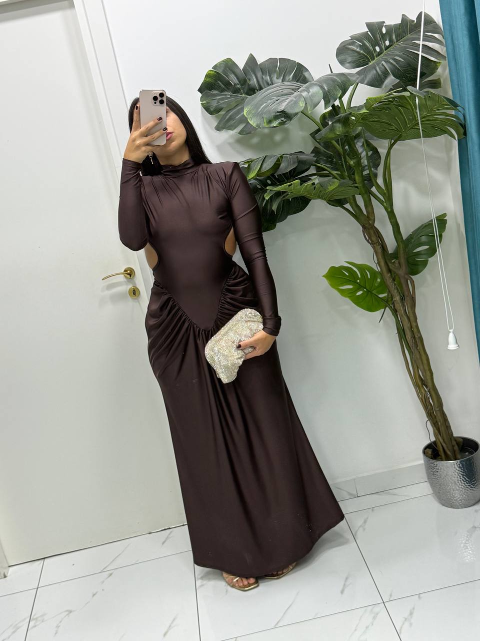 ABITO ELEGANTE
