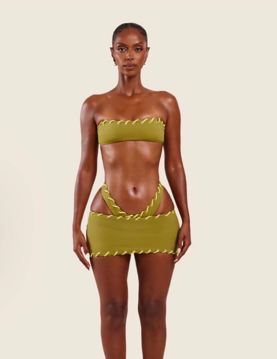 COSTUME KELLY