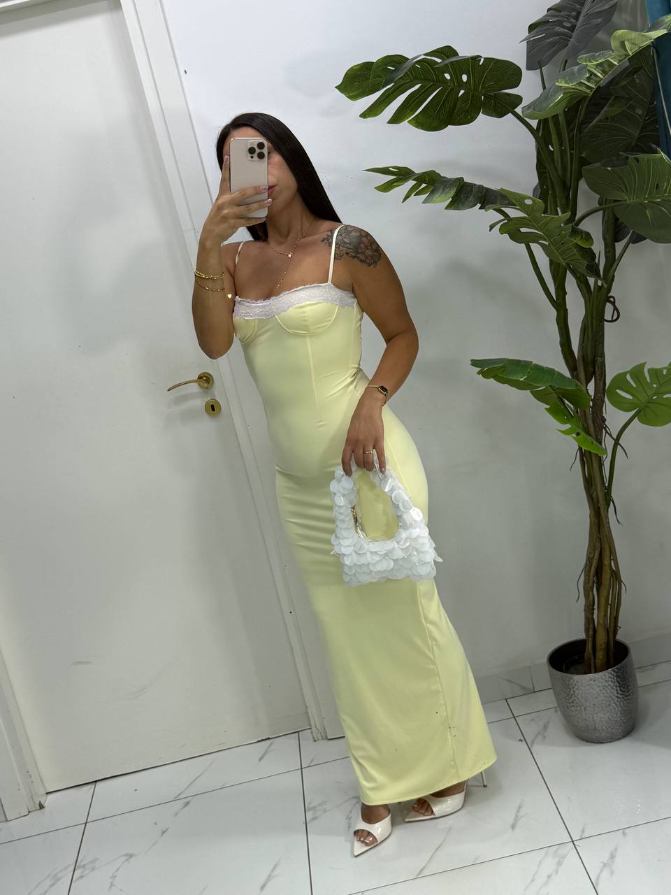 Abito Morena
