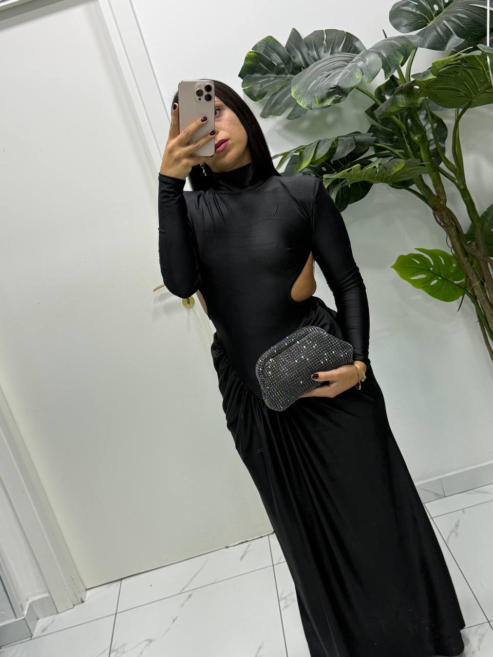 ABITO ELEGANTE