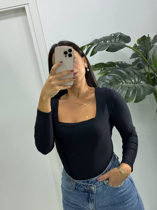 BODY ILARY